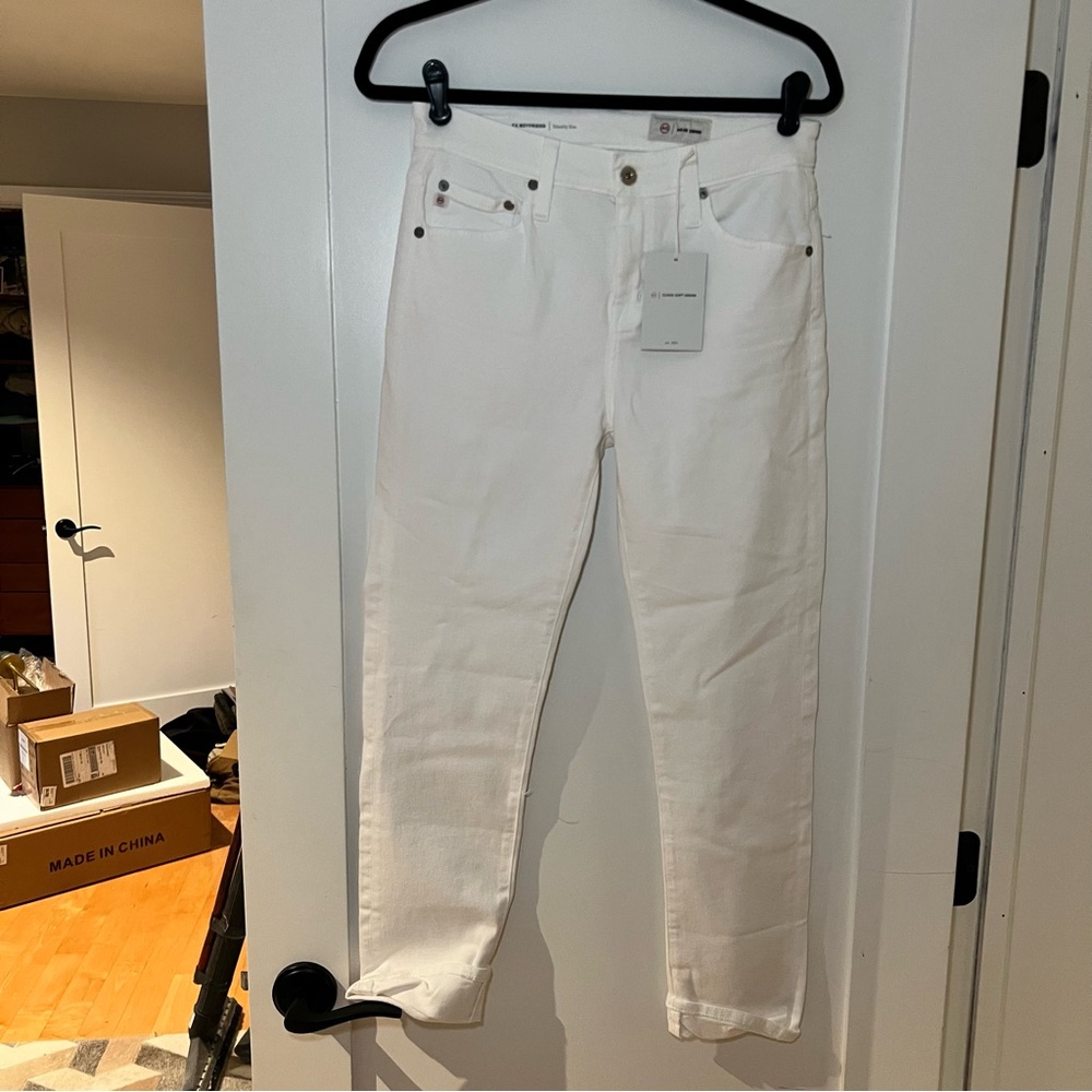 NWT AG-ED DENIM White High-Rise Straight Jeans